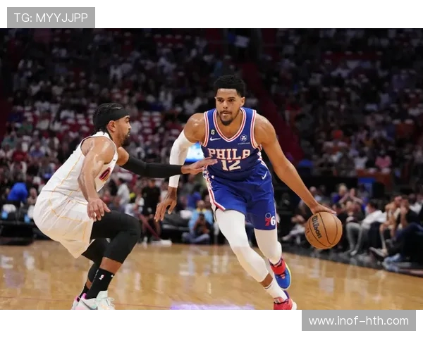 76人客场挑战热火 三巨头能否带领球队走向胜利