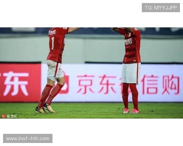 成都街舞队在攀岩联赛中以100分稳居积分榜首位 成都街舞队在攀岩联赛中以100分稳居积分榜首位